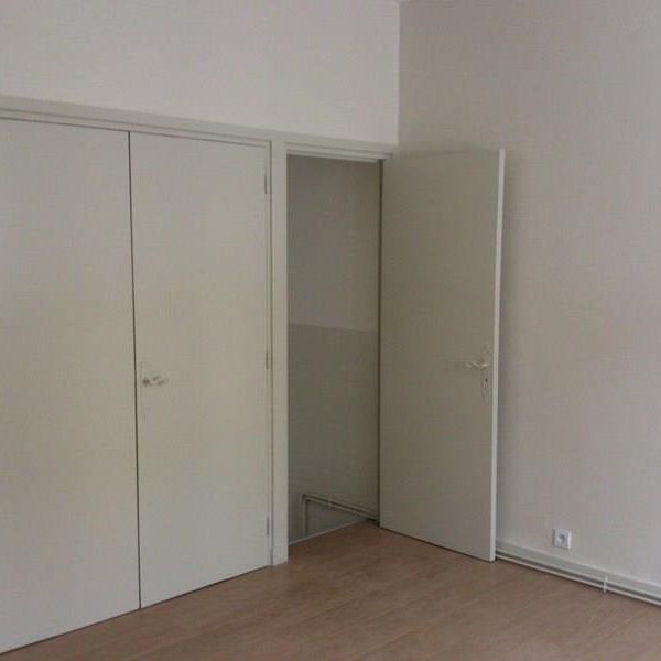 Location Appartement 1 pièce 40m² - Photo 1