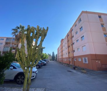 HYERES GARE - type 2 - Photo 1