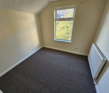 3 bedroom end of terrace house to rent - Photo 6