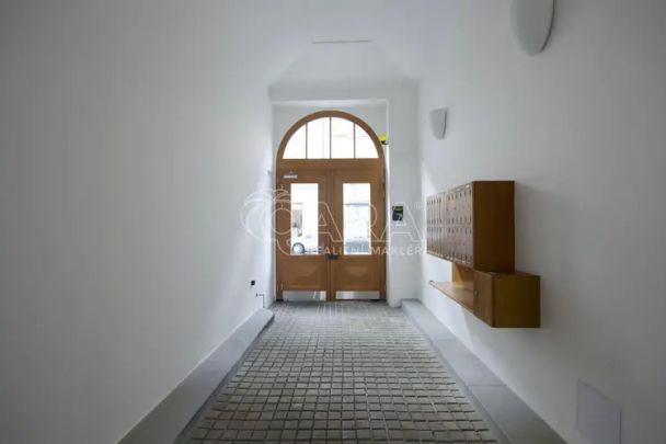 Pronájem příjemného 3+1 (75 m) pod Vyšehradem - Photo 1