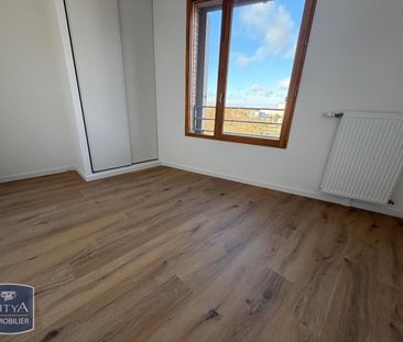 Location Appartement 3 pièces 58m² NANTERRE 92000 - Photo 4