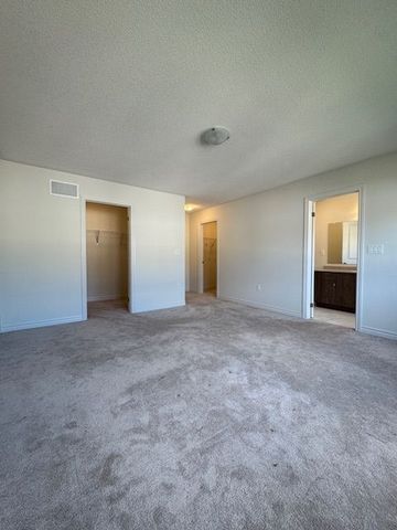 For Lease - 65 Phoenix Boulevard, Barrie, Ontario - Photo 4