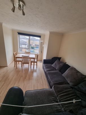 2 Bed Flat, Oxley Close, SE1 - Photo 1