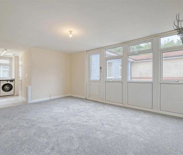 2 Bedroom Bungalow - Semi Detached - Photo 1