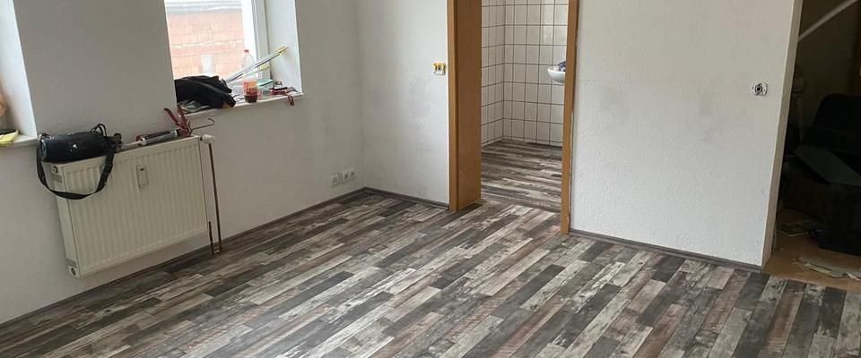 Frisch renovierte, helle Einzimmerwohnung in zentraler Lage - Photo 1