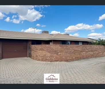 Unit 3/19 Golf Rd, Parkwood, WA 6147 - Photo 1