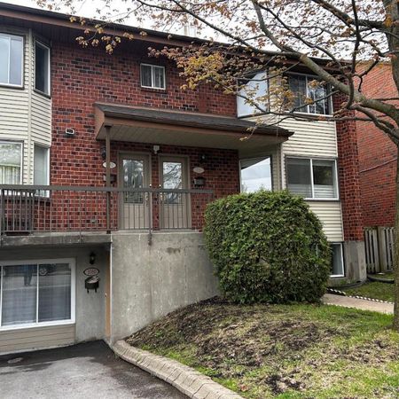Grand 5 1/2 Lumineux - Large Bright 5 1/2, Montreal , Ahuntsic - Photo 4