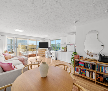 212/3458 Main Beach Parade, Surfers Paradise QLD 4217 - Apartment F... - Photo 2