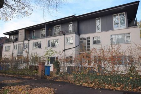 1 Bedroom Apartment To Let - Photo 4