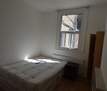 Western Road, Southall - Photo 4