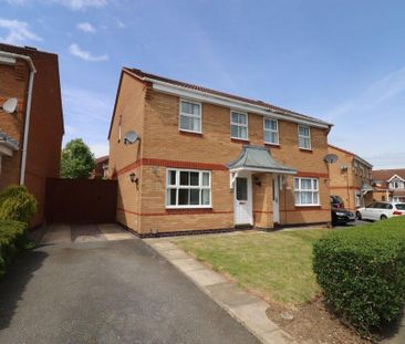 3 bedroom semi-detached house to rent - Photo 2