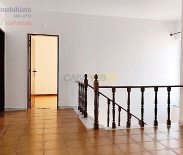 House T4 in A dos Cunhados e Maceira, Torres Vedras - Foto 1