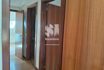 Apartamento T5 em Coimbra