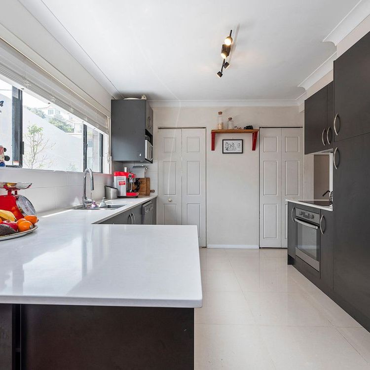 Put simply, welcome to the Hill - Photo 1