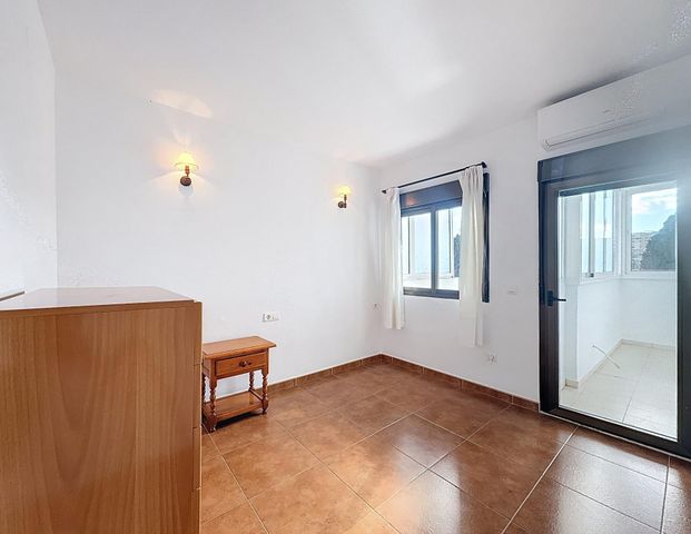 Apartment - Torremolinos (La Carihuela) - Photo 1