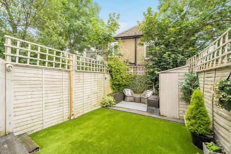 Westview Close, Neasden, London, NW10 - Photo 5