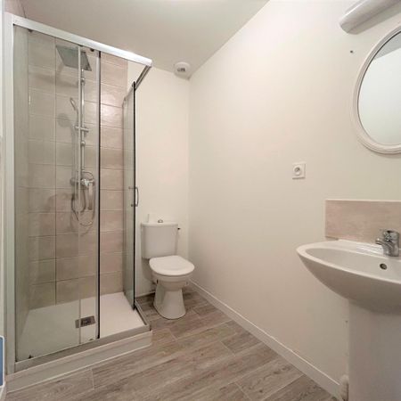 Location Appartement 2 pièces 34m² COUTRAS 33230 - Photo 3