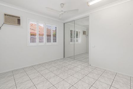 21 Eucalyptus Avenue, Annandale - Photo 2