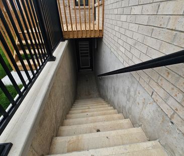 For Lease - 3240 Mariner Passage N/A, Oakville, Ontario - Photo 6