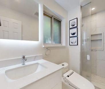 For Lease - 30 Paperbirch Drive, Toronto, Ontario - Photo 4