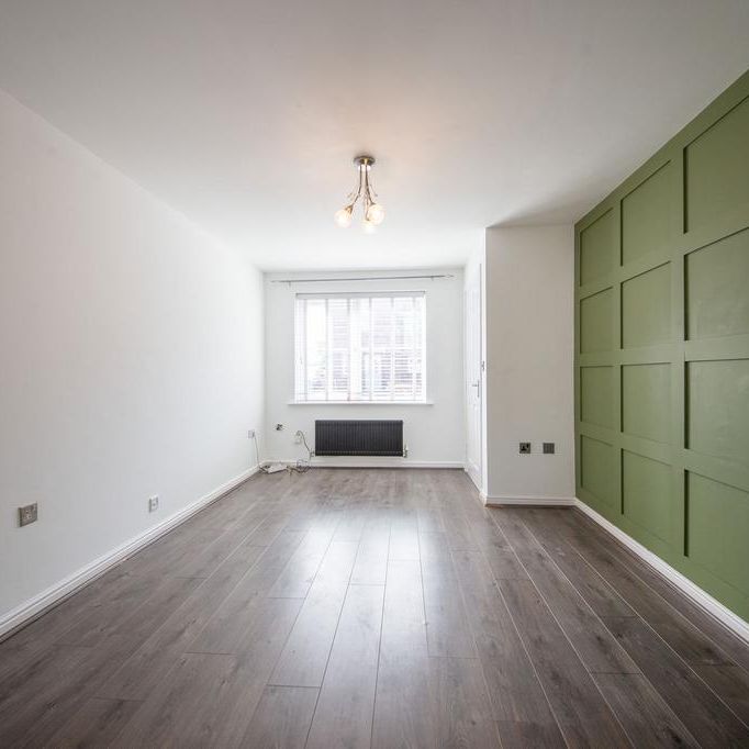 3 bedroom townhouse to rent - Photo 1