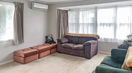 ALLENTON - 3 BEDROOMS - Photo 2