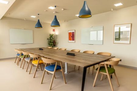 Calle Camilo José Cela, Sevilla, Andalusia 41018 - Photo 2