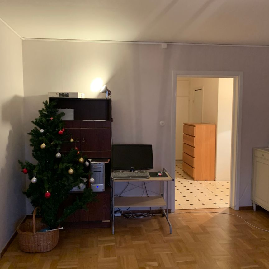 Lingvägen, Enskede - Foto 1