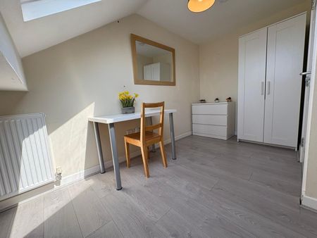 Room in a Shared House, Pomona St, S11 - Photo 5