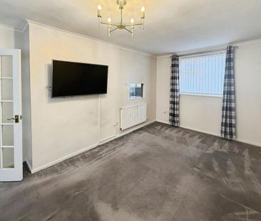 2 bedroom semi-detached house to rent - Photo 3