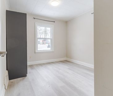 For Lease - 73 Drury Lane, Barrie, Ontario - Photo 1