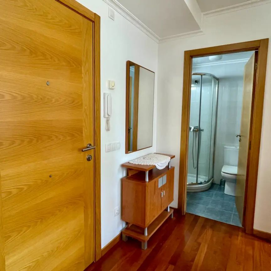 Apartamento de alquiler en Rúa Do Monte Dos Postes, Concheiros - Fontiñas - Foto 1