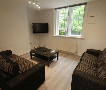 Huntsmoor House, Spital Tongues, NE2 - Photo 1