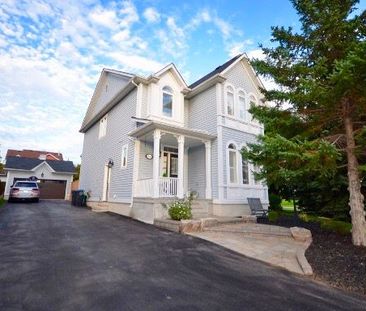 For Lease - 7009 Lessard Lane, Mississauga, Ontario - Photo 3