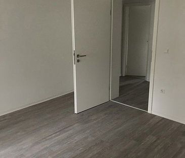 Hier wartet eine neu renovierte 3-Zimmer-Wohnung auf neue Mieter! - Foto 5