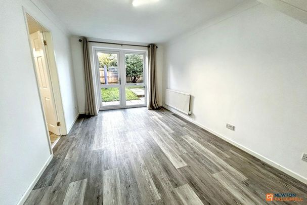 2 bedroom detached house to rent - Photo 1