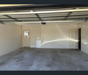 15 The Promanade, Springfield Lakes, Qld 4300 - Photo 1