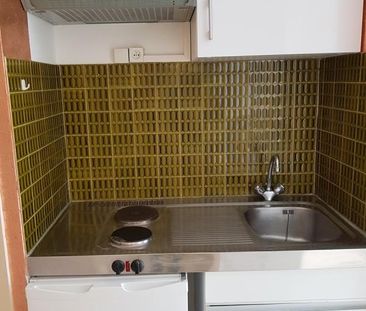 Studio 18.90 m², balcon, kitchenette équipée. - Photo 2