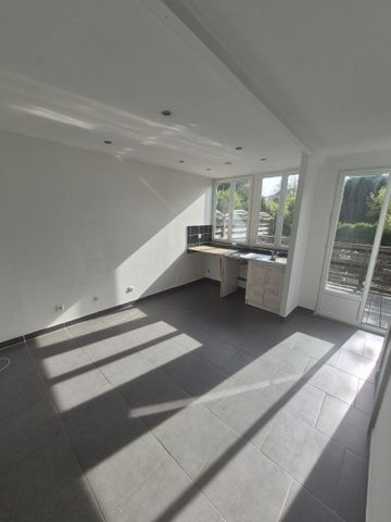 Location Appartement 1 pièce 26m² DOUAI 59500 - Photo 4