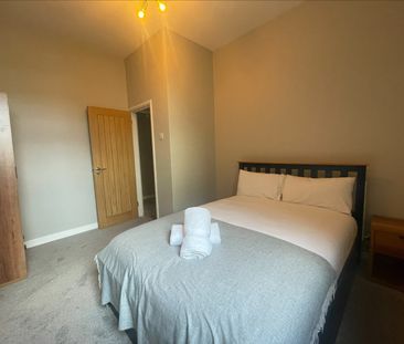 Whitchurch Road, Heath - Photo 3