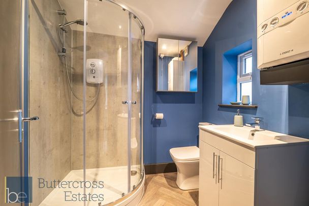 1 bedroom in a house share to rent - Photo 1