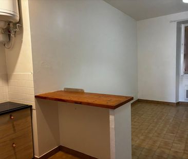 Location Appartement 1 pièce 22m² LES VANS 07140 - Photo 1
