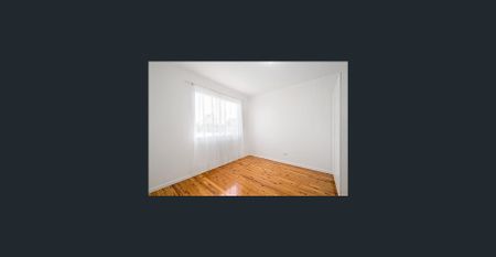 5 mins walk to train station - Photo 3