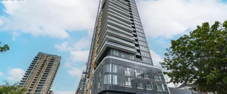 1606 - 370 MARTHA STREET | 1606 - 370 MARTHA STREET, Burlington - Photo 1