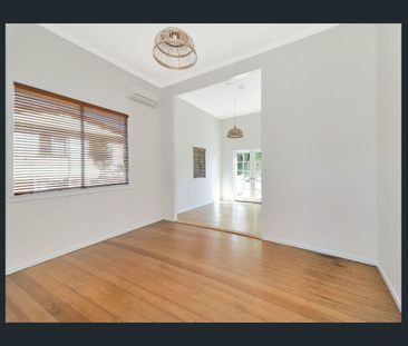 Spacious Family Home in Prime Location - Photo 2