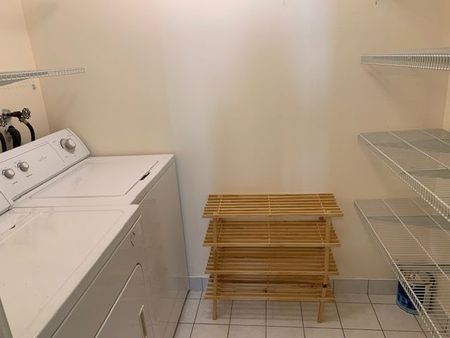 For Lease - 18 Parkview Avenue Unit# 1906, Toronto, Ontario - Photo 5