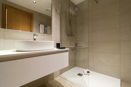 Calle del Doctor Fleming, Madrid, Community of Madrid 28036 - Foto 4