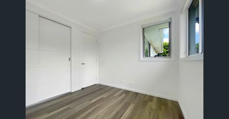 Modern, Light-Filled Home in a Prime Woy Woy Location - Photo 2