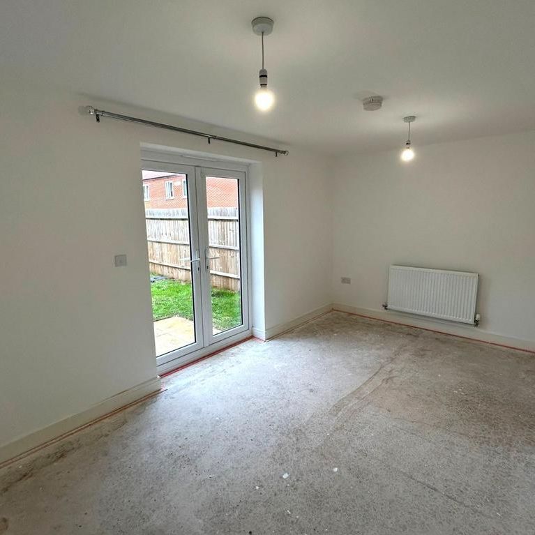 2 bedroom semi-detached house to rent - Photo 1