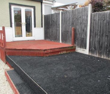 3 bedroom semi-detached house to rent - Photo 4